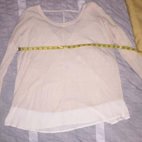 Cute top originally purchased through stitch fix - Picture 5 of 5